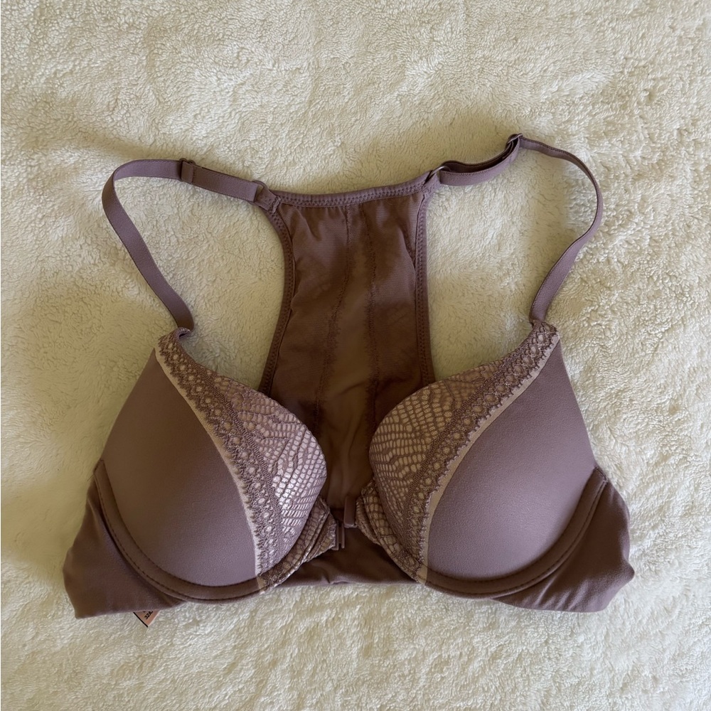 Victoria's Secret Lace Accent Front-closure Push-up Bra